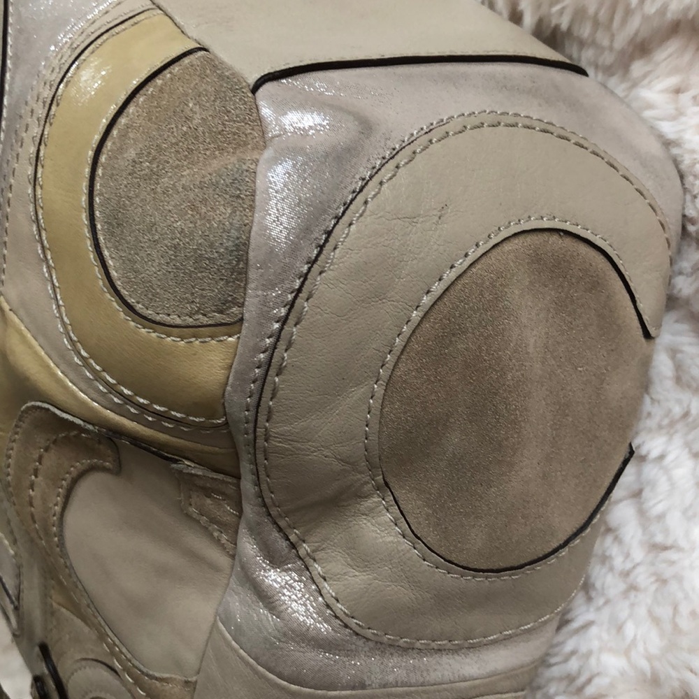 COACH LEATHER HANDBAG - Picture 13 of 17